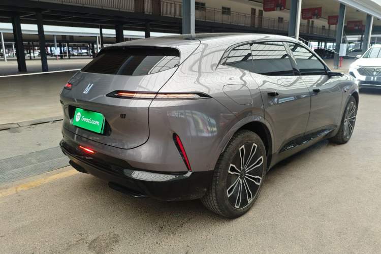 Used Avatr 07 2024 Max Extended-Range Four-Wheel Drive