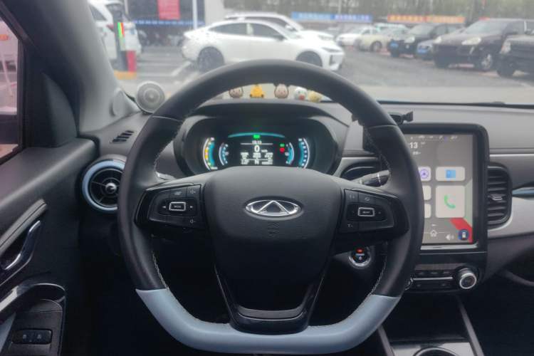 Used Chery Little Ant 2022 Sweet Pink Edition Half-Sugar Version Lithium Iron Phosphate 29.2 kWh 30 kW 301 km