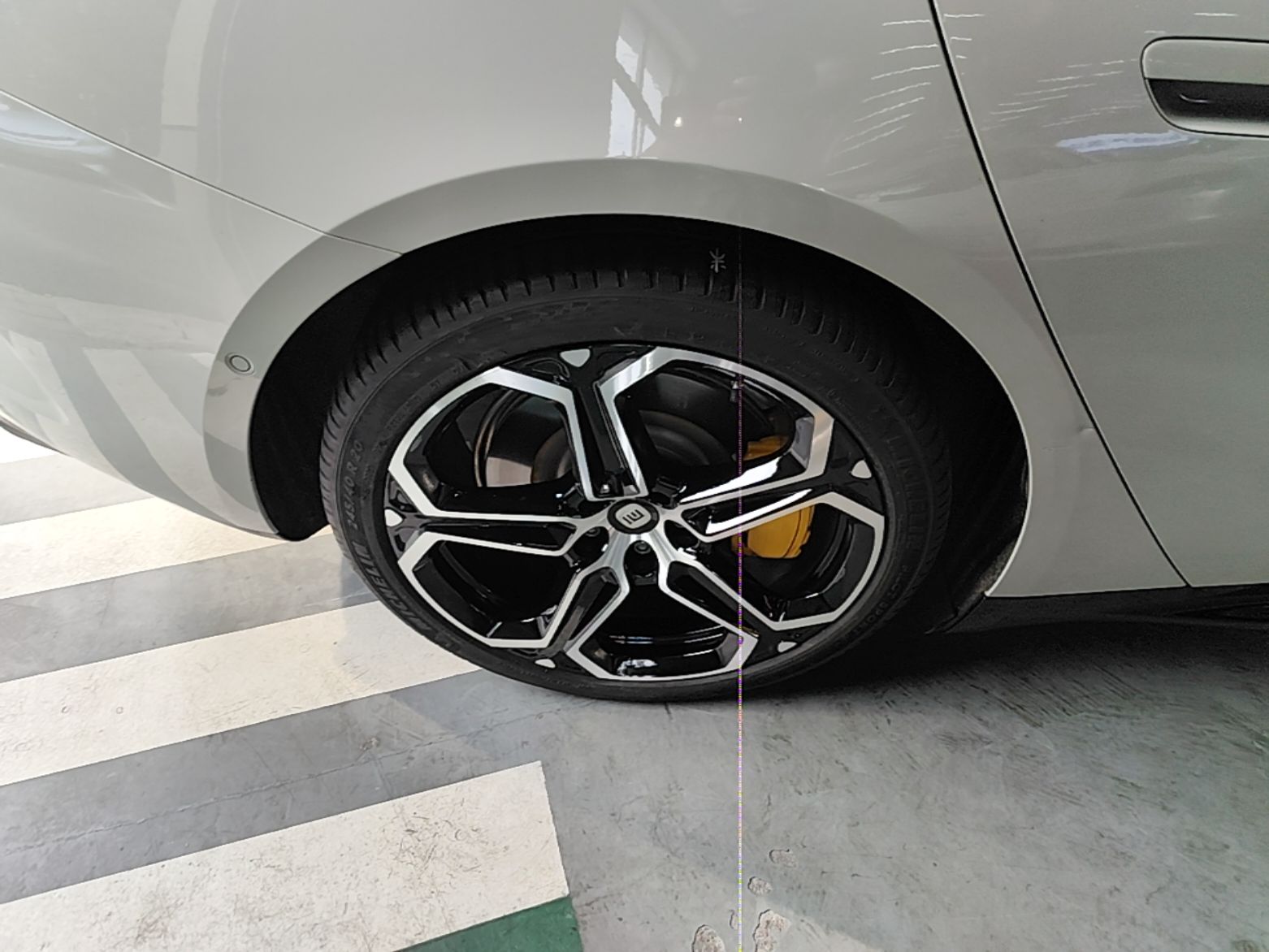 Xiaomi Auto SU7 2024 Rear-Drive Ultra-Long Range Advanced Pro-Level Intelligent Driving Version — снимка 11