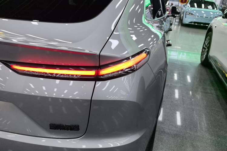 Used ONVO L60 2024 60 kWh Rear-Drive Version