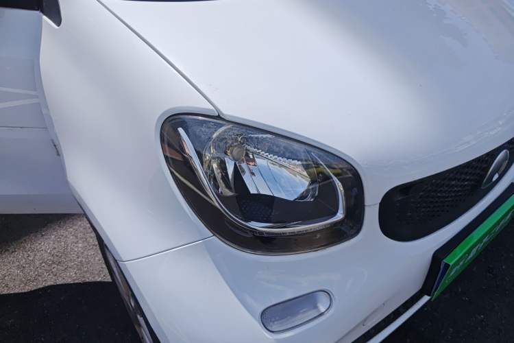 Used smart fortwo 2015 1.0L 52 kW Hardtop Passion Edition
