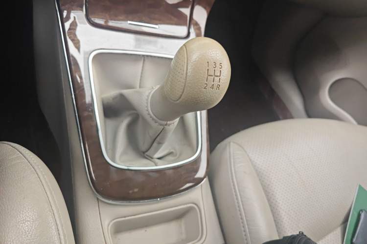 Used Nissan Sylphy 2012 1.6 XL Manual Luxury Edition