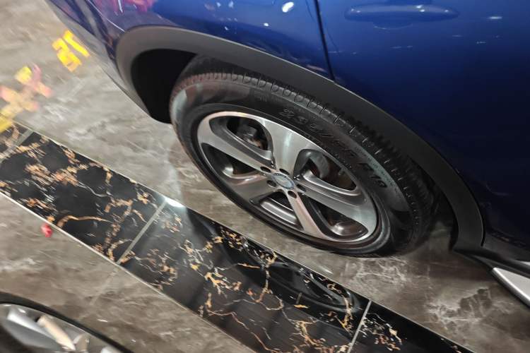 Used Mercedes-Benz GLC 2016 GLC 260 4MATIC Luxury Model
