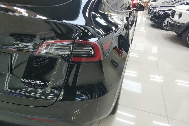 Used Tesla Model Y 2024 Rear-Wheel-Drive Version