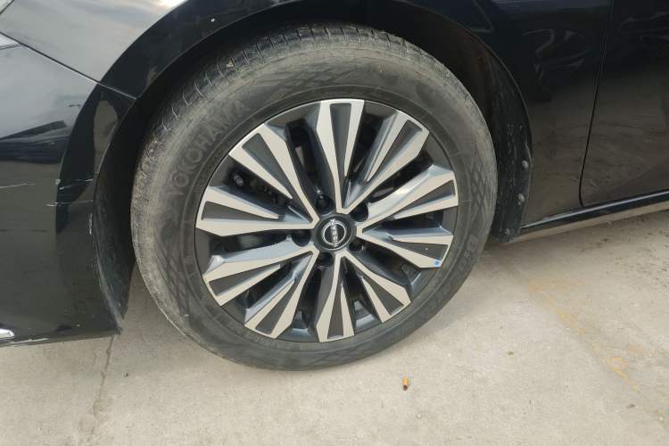 Used Nissan Teana 2022 2.0L XL-TLS Enjoyment Edition Left Front Wheel Hub