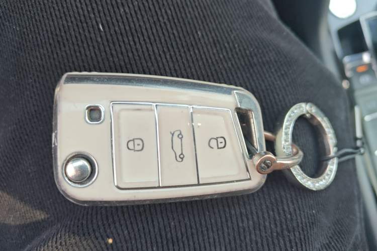 Used Volkswagen Tharu 2022 280TSI Two-Wheel Drive Comfort Edition