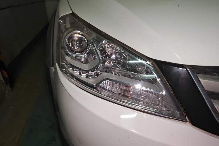 Used Dongfeng Aeolus H30 2013 CROSS 1.6L Manual Luxury Model