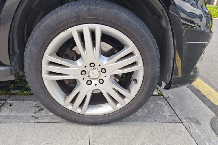 Used Mercedes-Benz GLK-Class 2015 GLK 260 4MATIC Dynamic Edition Ultimate Version Right Front Wheel Hub