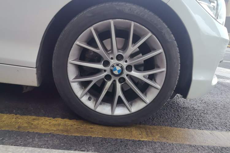 Used BMW 1 Series 2015 120i Leading Model
