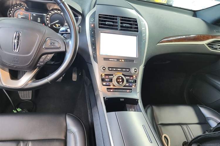 Used Lincoln MKZ 2020 2.0T Deluxe Edition