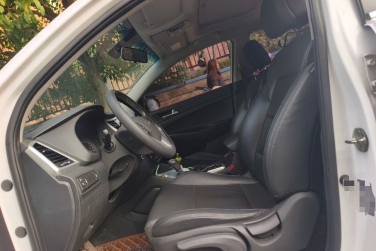 Used Hyundai Tucson 2015 1.6T Dual-Clutch Two-Wheel-Drive Smart Model
