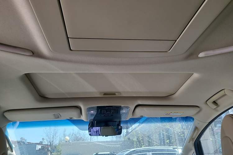 Used Toyota Alphard 2020 Dual-Engine 2.5L Prestige Edition
