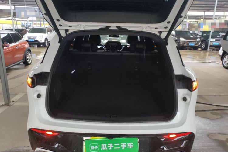 Used VOYAH FREE 2025 318 318 km Rear-Drive Touring Edition Trunk