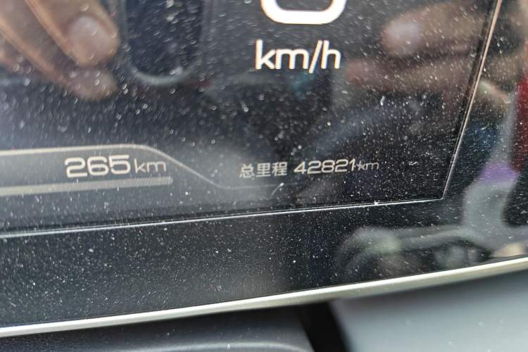 Used BYD Qin L 2024 DM-i 80KM Beyond Model Odometer Close Up
