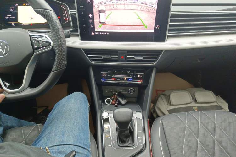 Used Volkswagen Tiguan L 2023 300TSI Automatic Two-Wheel Drive Smart Edition