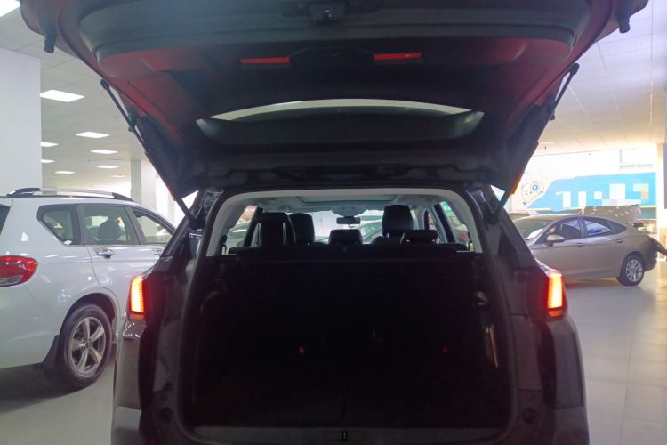 Used Peugeot 5008 2017 350THP 5-Seat Elite Edition