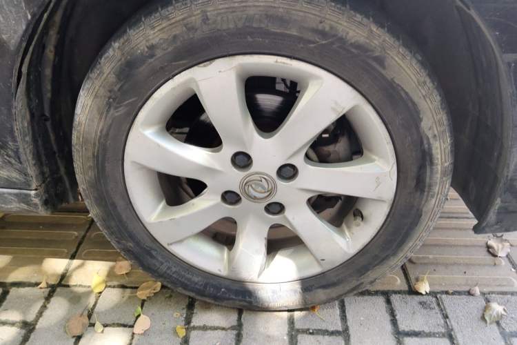 Used Dongfeng Aeolus A60 2012 1.6L Manual Luxury Model Right Front Wheel Hub