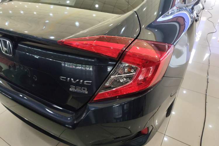 Used Honda Civic 2019 220TURBO CVT Dynamic Edition China VI Exterior 2