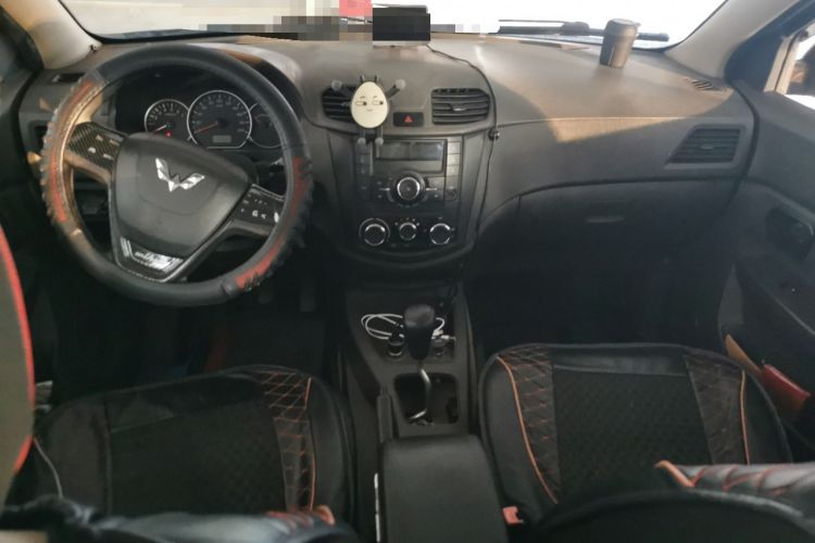 Used Wuling Hongguang 2014 1.5L S Standard Version