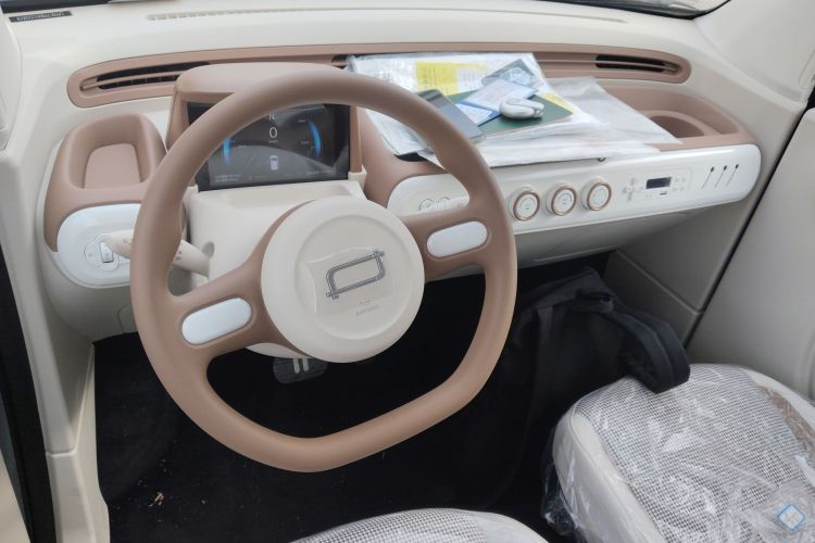 Used Bestune Pony 2026 222km Colorful Horse Center Console