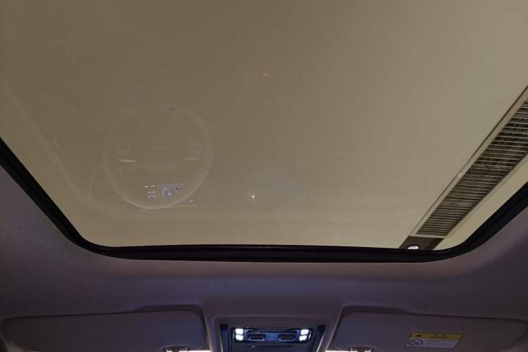 Used Formula Leopard Titanium 3 2025 501KM All-Wheel Drive Intelligent Driving Ultra Version
