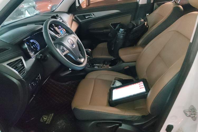 Used CHANGAN CS75 2017 Shangkui Edition 1.8T Automatic All-Wheel-Drive Elite Model
