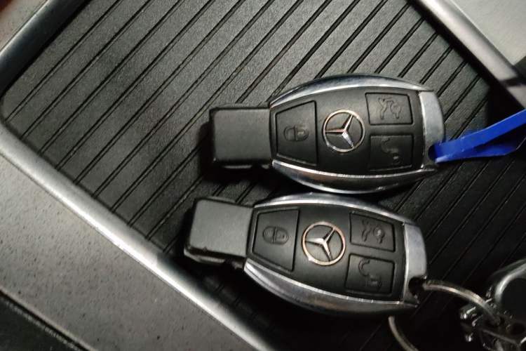 Used Mercedes-Benz GLK-Class 2015 GLK 300 4MATIC Fashion Edition Ultimate Version