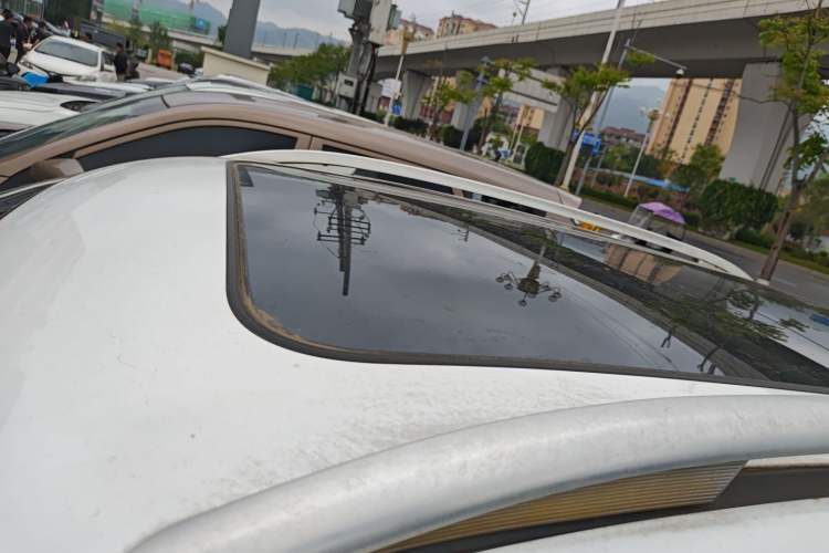 Used Zotye T600 2015 2.0T DCT Prestige Edition Roof