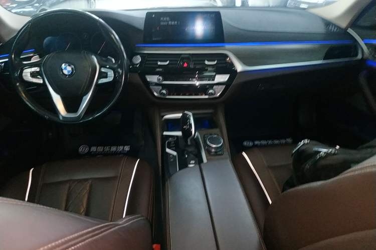 Used BMW 5 Series 2019 Facelifted 530Li Luxury Edition Premium Package
