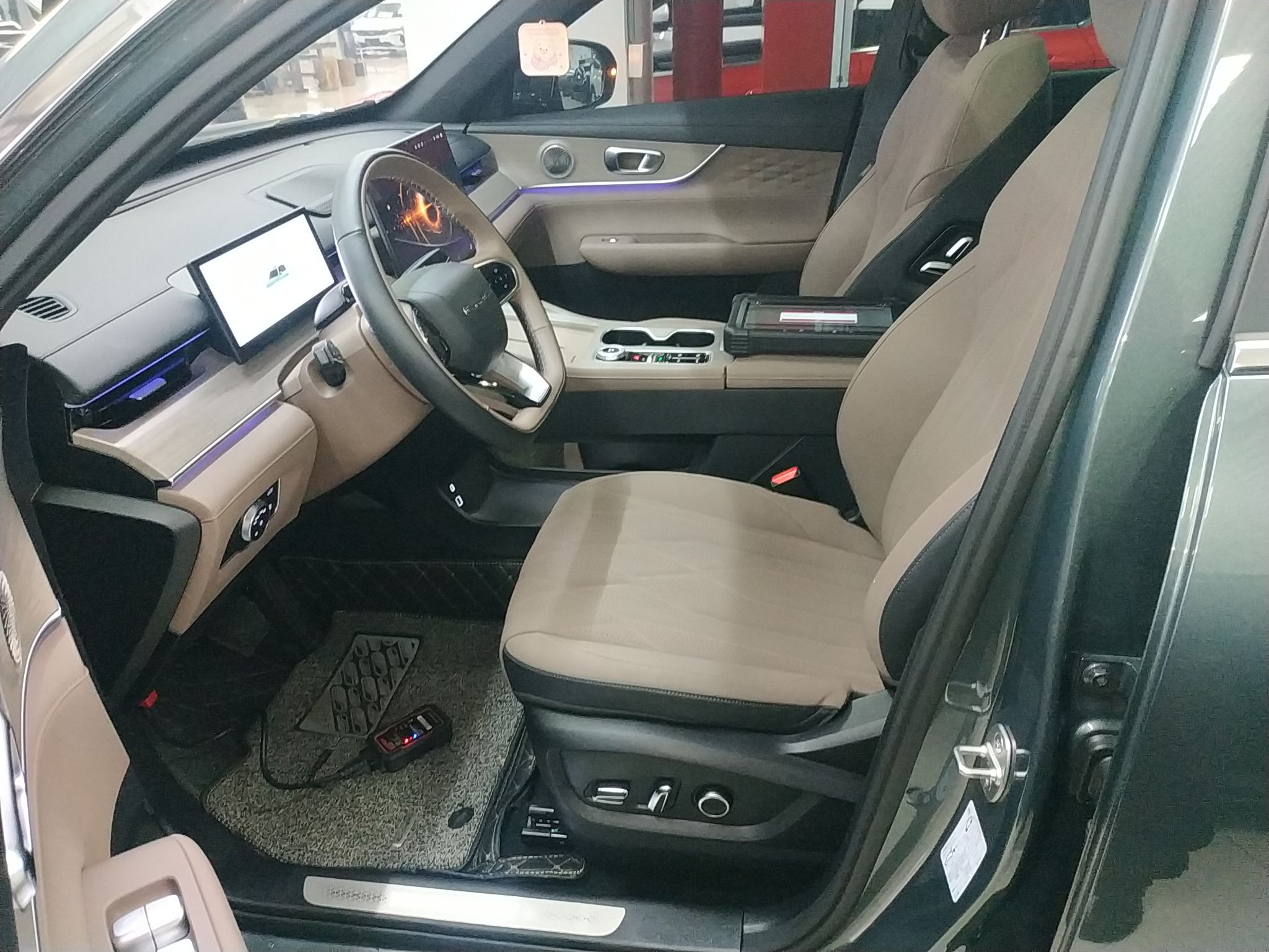 Переднее сиденье в автомобиле