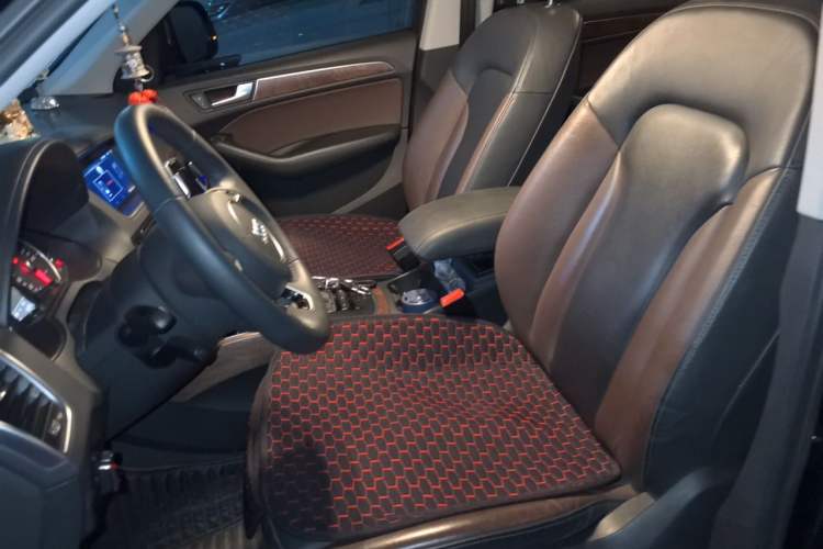 Used Audi Q5 2018 Collector's Edition 40 TFSI Technology Model
