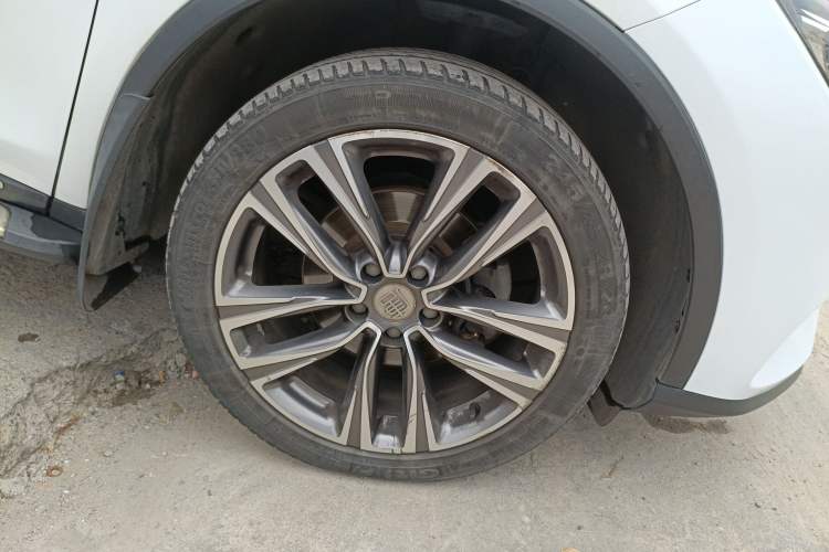 Used BYD Tang 2018 2.0T Automatic Smart Connect Prestige 5-Seater National Emission Standard V