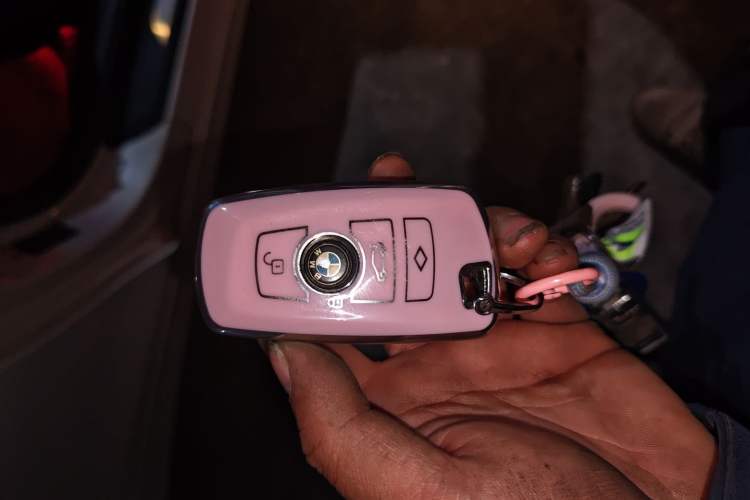 Used BMW 4 Series 2014 428i Convertible Luxury Design Package