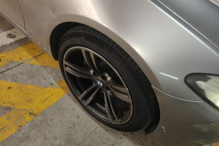 Used BMW 5 Series 2014 525Li Luxury Design Package
