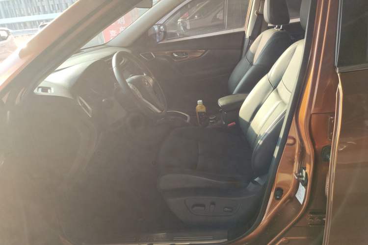 Used Nissan X-Trail 2014 2.5L CVT Luxury Edition 4WD