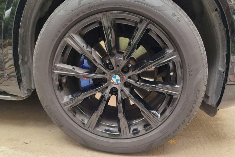 Used BMW X5 2022 xDrive 30Li M Sport Package