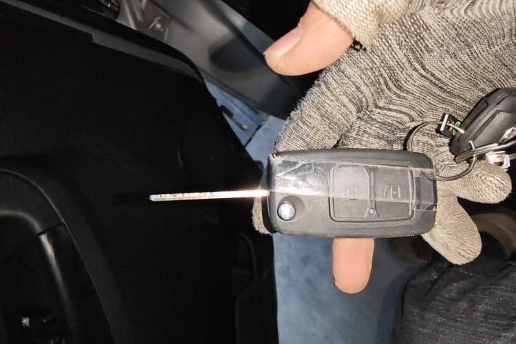 Used Chana Ruixing EM80 2025 Passenger Version Comfort Model 6 Seats 260 km Twin-Door Design 60 kW