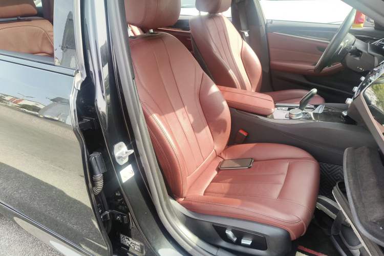 Used BMW 5 Series 2019 530Li Leading Model M Sport Package