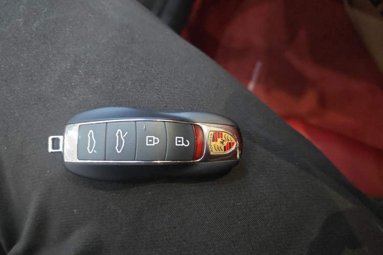 Used Porsche 718 2022 Boxster 2.0T Interior 1