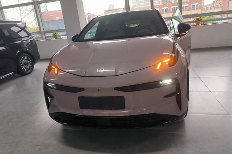 Used Zeekr X 2025 Four-Seater Rear-Drive Cube Version
