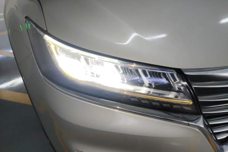 Used Roewe RX5 New Energy 2017 ERX5 EV400 Electric Internet Flagship Edition
