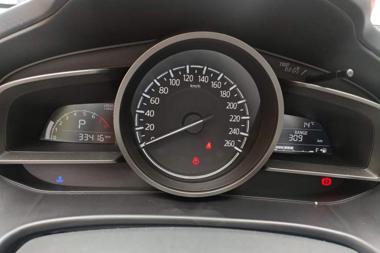 Used Mazda Mazda 3 Axela 2017 Hatchback 1.5L Automatic Comfort Model Emission Standard China V