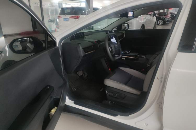 Used Toyota bZ3 2023 517 km Elite PRO
