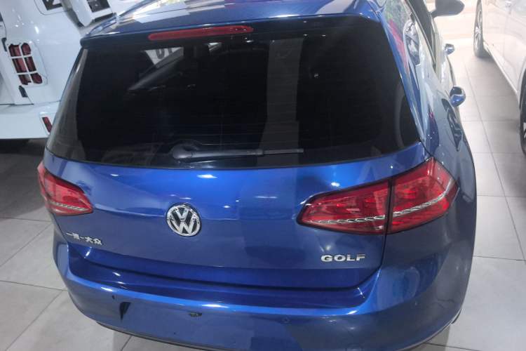 Used Volkswagen Golf 2015 1.6L Automatic Fashion Model