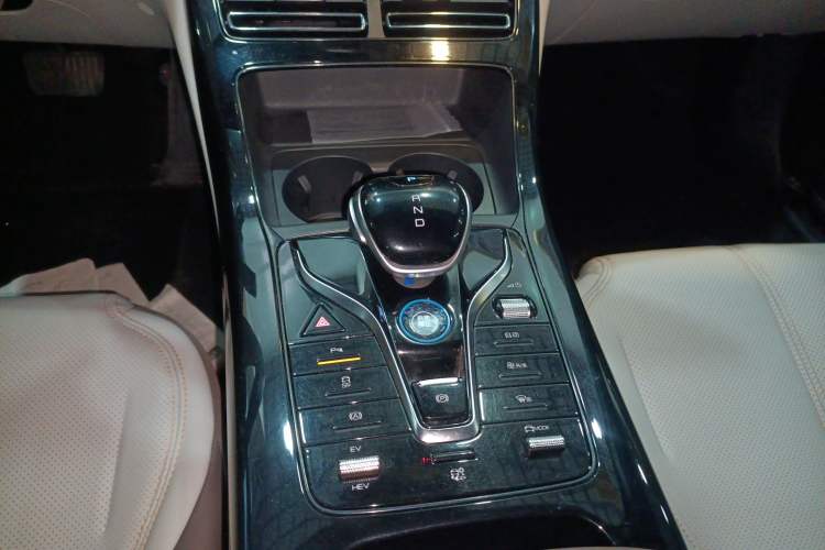 Used BYD Qin PLUS 2023 Champion Edition DM-i 55KM Leading Model
