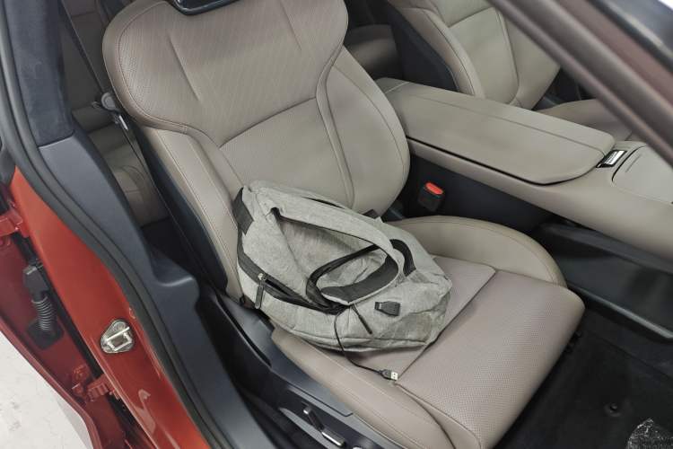 Used Lynk & Co Z10 2025 95 kWh 702 km All-Wheel Drive Intelligent Driving Ultra