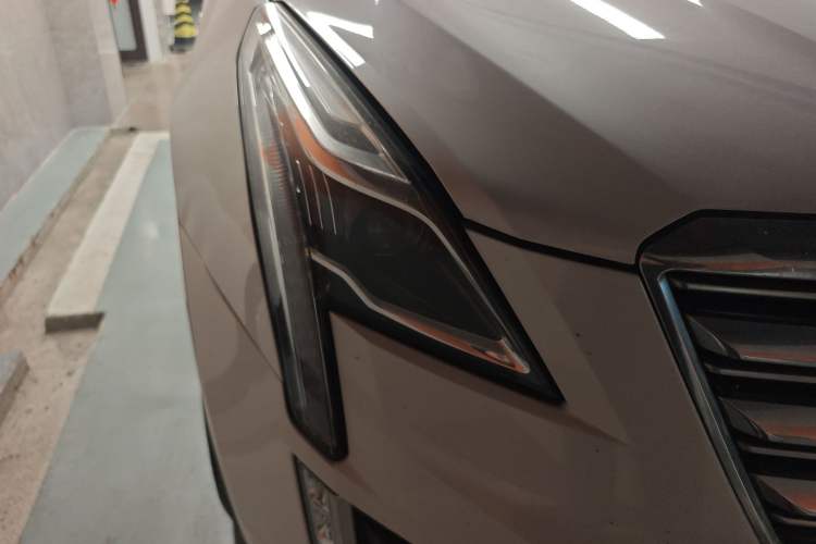 Used Cadillac XT5 2016 28T Four-Wheel Drive Luxury Model
