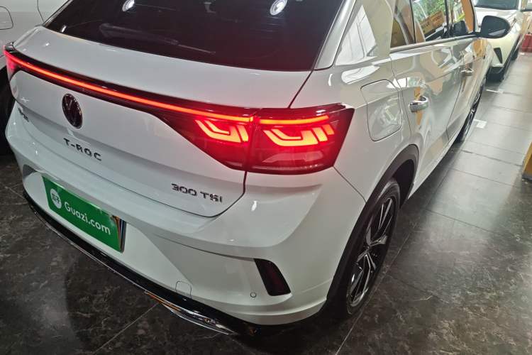 Used Volkswagen T-ROC 2023 300TSI DSG Two-Wheel-Drive Chen Guang Edition