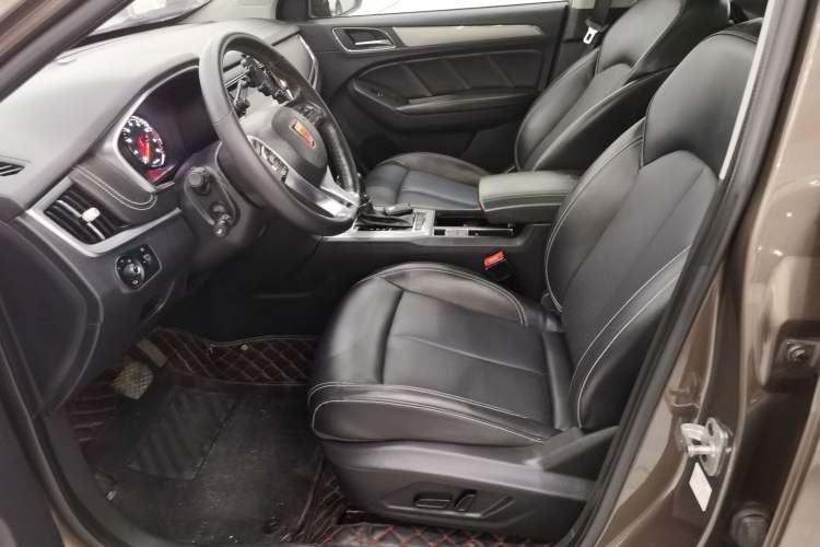 Used Roewe RX5 2018 20T Two-Wheel Drive Automatic Flagship Edition
