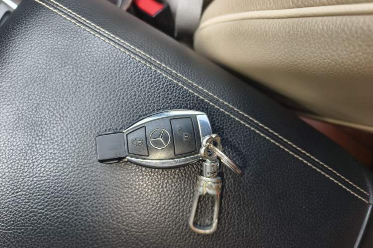 Used Mercedes-Benz R-Class 2014 R 320 4MATIC Luxury Model Vehicle Key